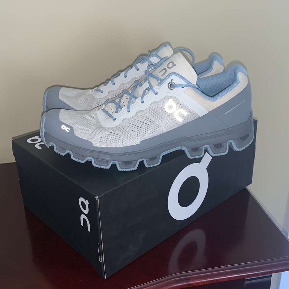 Women’s On Cloud shoes